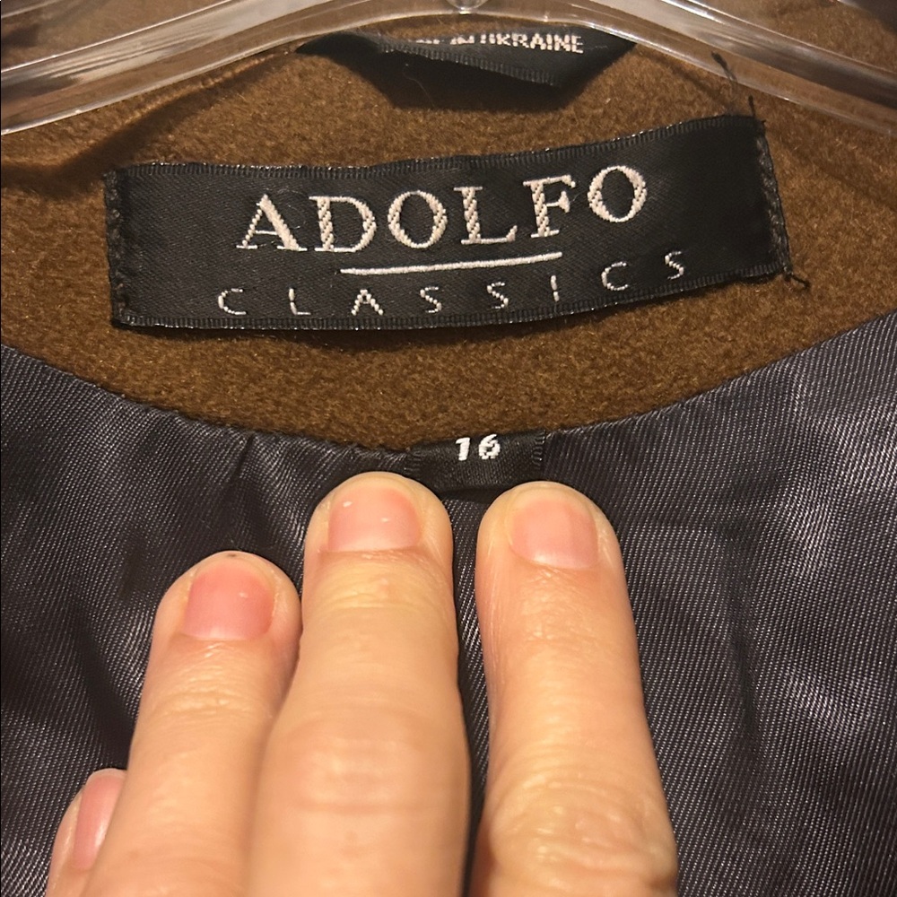 Adolfo Women's Brown Trench Coat 100% Wool. - Picture 3 of 10